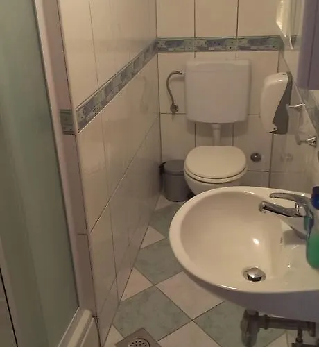 玛加公寓 特罗吉尔